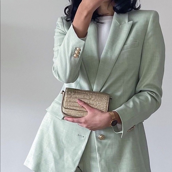 NWT ZARA FITTED BLAZER WITH GOLDEN BUTTONS LIGHT GREEN - Picture 1 of 16